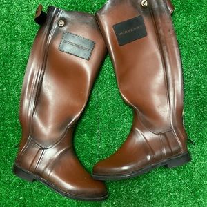 Burberry riding rain boots
